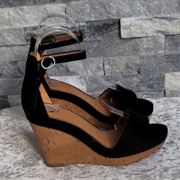 H&M Black Black Suede Cork Wedge Sandals - Picture 3 of 8